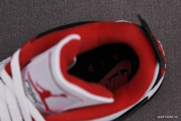 4 DC7770-160 Air Red Jordan Retro (2020) Fire DC7770-160 0514